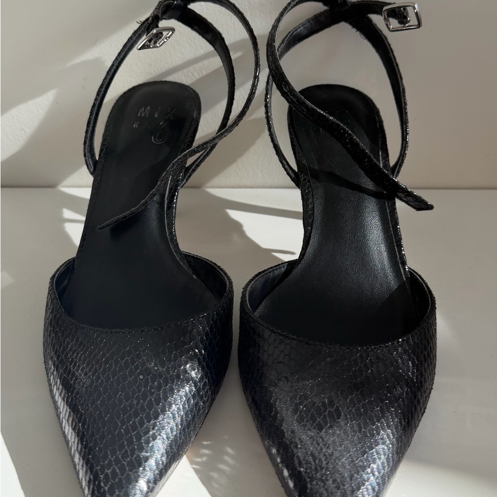 Elegant Black Women's Shoes